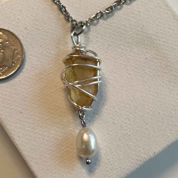 Hand Crafted Jewelry - ARTISAN Cali Wrapped Sea Glass and Freshwater Pearl 19” Chain link Necklace